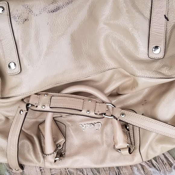 Coach - Picture 4 of 8